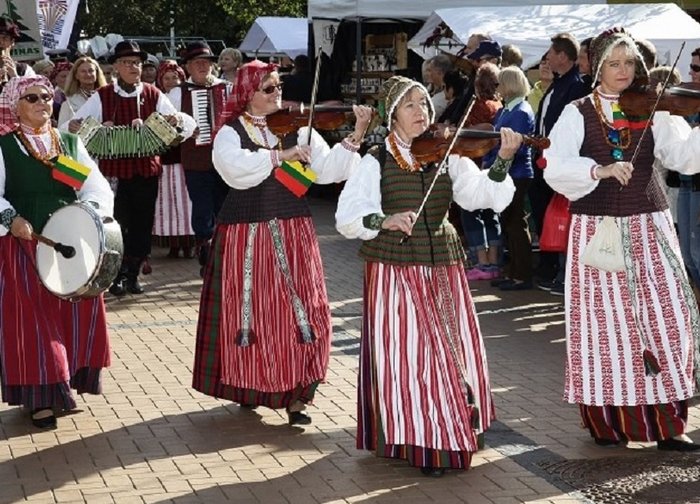 Tarptautinis folkloro festivalis „Palangos miestely“ savaitgalį nuspalvins liaudiškomis melodijomis