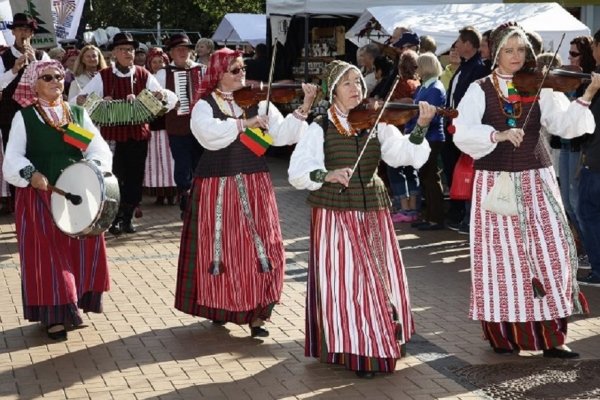 Tarptautinis folkloro festivalis „Palangos miestely“ savaitgalį nuspalvins liaudiškomis melodijomis