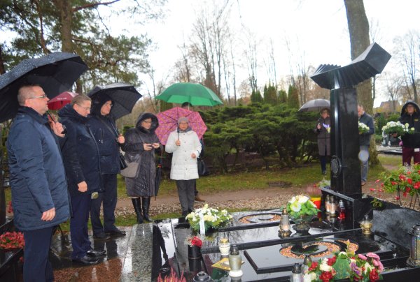 Pagerbtas į Amžinybę išėjusių Savivaldybės tarybos narių bei iškilių visuomenės veikėjų atminimas