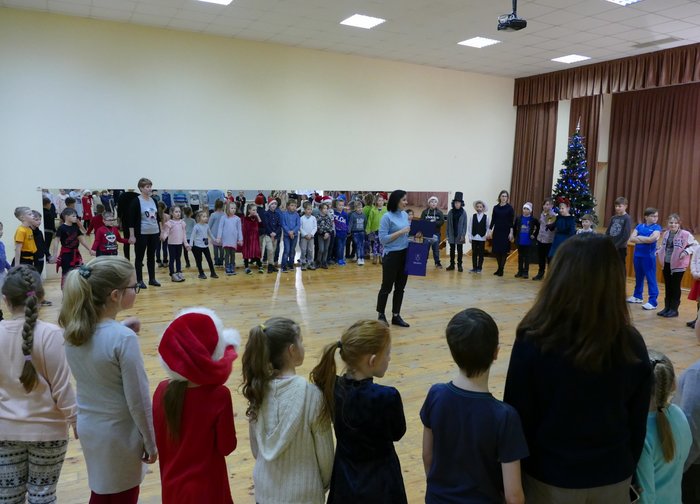 Pasveikinti ir apdovanoti geriausi moksleivių darbai dalyvavę civilinės saugos piešinių konkurse...
