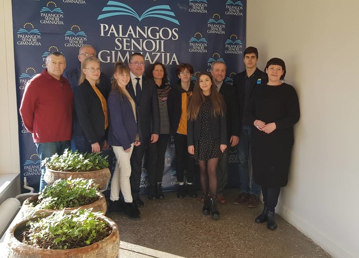 Miesto vadovai susitiko lankėsi Palangos senojoje gimnazijoje