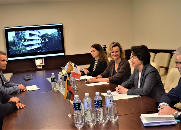 Savivaldybėje lankėsi Prancūzijos ambasadorė Lietuvoje Claire Lignieres-Counathe ir Prancūzų...