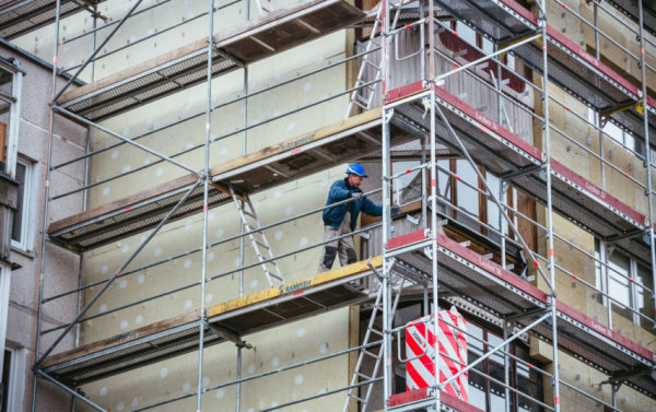 Paskelbtas naujas kvietimas teikti paraiškas daugiabučiams renovuoti