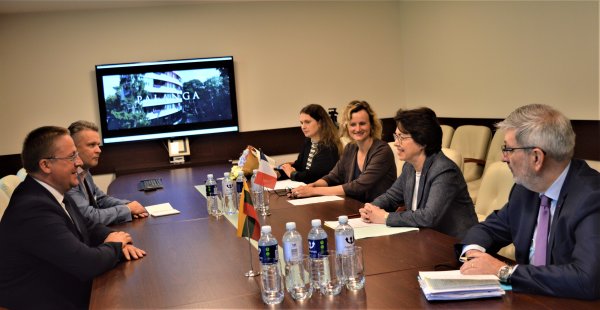 Savivaldybėje lankėsi Prancūzijos ambasadorė Lietuvoje Claire Lignieres-Counathe ir Prancūzų...