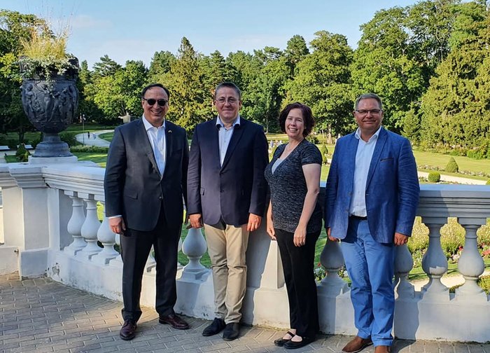 Savivaldybėje lankėsi JAV ambasadorius Lietuvoje Robert S. Gilchrist