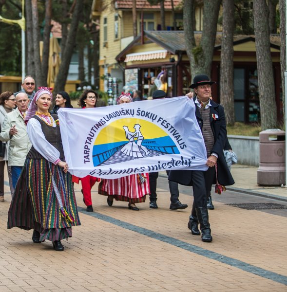 Palanga kviečia pasišokti – savaitgalį kurorte vyks tarptautinis liaudiškų šokių festivalis...