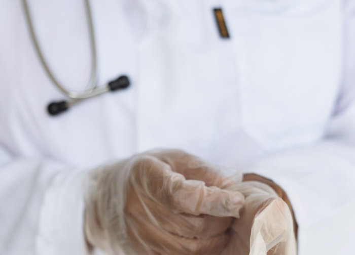 Nuo šiol nemokama diagnostika ir gydymas dėl koronaviruso – ir neturintiems teisės į nemokamą gydymą