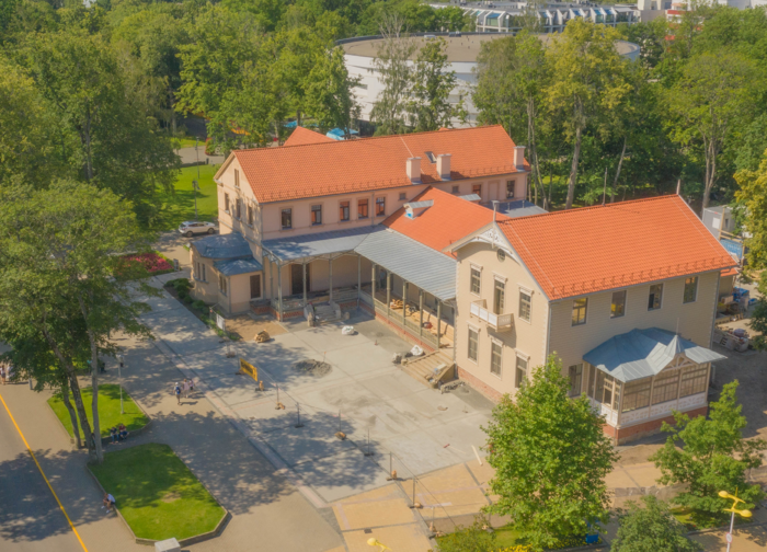 Spalio 17 d. duris atvers medinė Kurhauzo dalis. Kviečiame dalyvauti