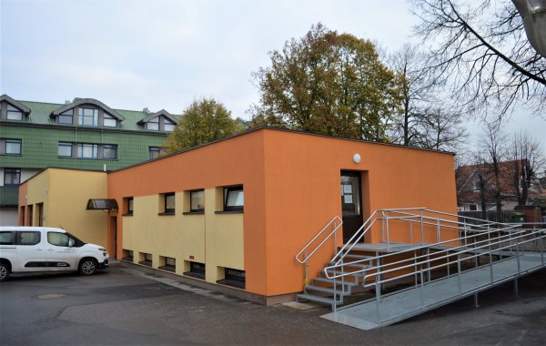 Socialinės paslaugos jau teikiamos naujame, neįgaliesiems pritaikytame pastate