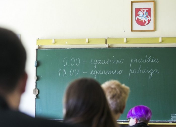 Izoliacijoje esantys abiturientai ir per pagrindinę egzaminų sesiją galės laikyti egzaminus
