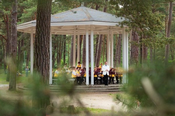 Palangos Birutės parkas prisipildys pučiamųjų muzikos garsų – prasideda koncertų ciklas „Orkestro...