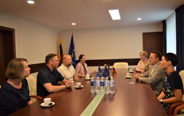 Susitikime su JAV lietuvių bendruomenės krašto valdybos nariais kalbėta apie bendradarbiavimo...