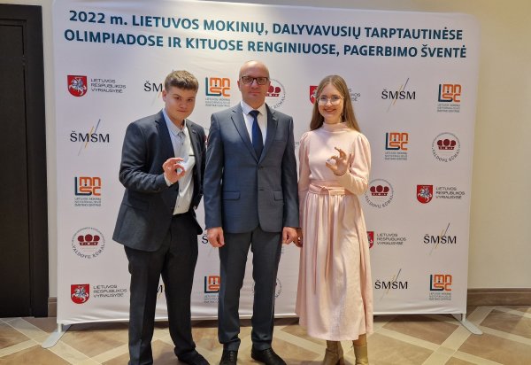 Geriausi Senosios gimnazijos geografai pagerbti Valdovų rūmuose