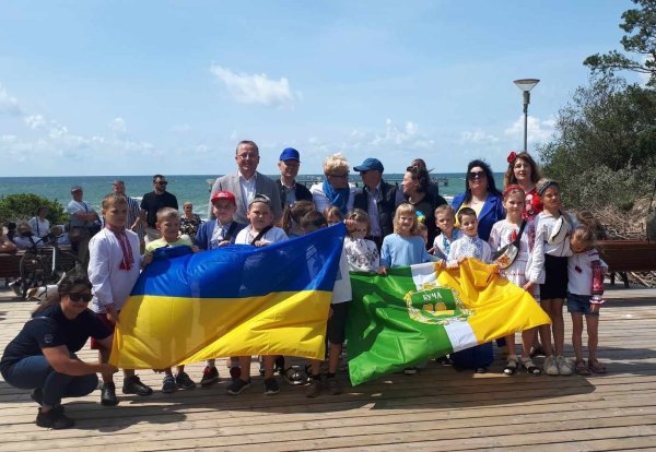 Palanga dovanoja taikų poilsį Ukrainos Bučos vaikams – pasitikti pirmuosius stovyklautojus atvyko...