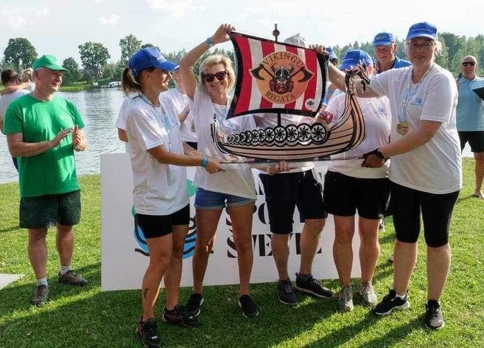 „Auksinės“ „Palangos vandenų“ irkluotojos: svarbiau už pergalę – komandos susitelkimas tiek...