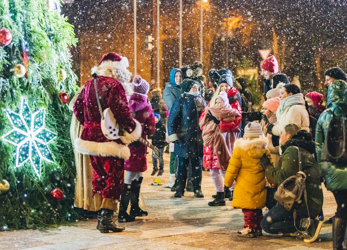 Įžiebti Kalėdų eglę Palangoje sugrįžta grafai Tiškevičiai su muzikiniu atvirlaiškiu