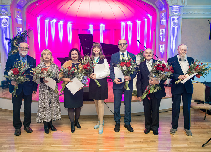 Nusipelniusiems palangiškiams – Garbės ženklai ir Palangos miesto premijos
