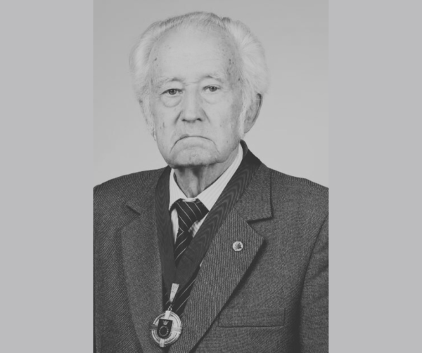 Netekome Palangos miesto garbės piliečio, legendinio Palangos pedagogo Jono Brindzos