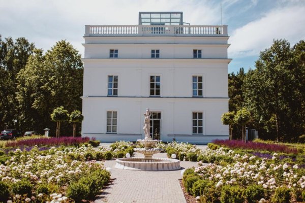Nuoširdžiai sveikiname: „Vila Komoda“ bei Palanga pateko į garsiausią pasaulyje „Michelin“ gidą