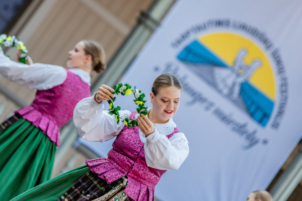 „Palangos miestely 2024“: šokis vienija tautas