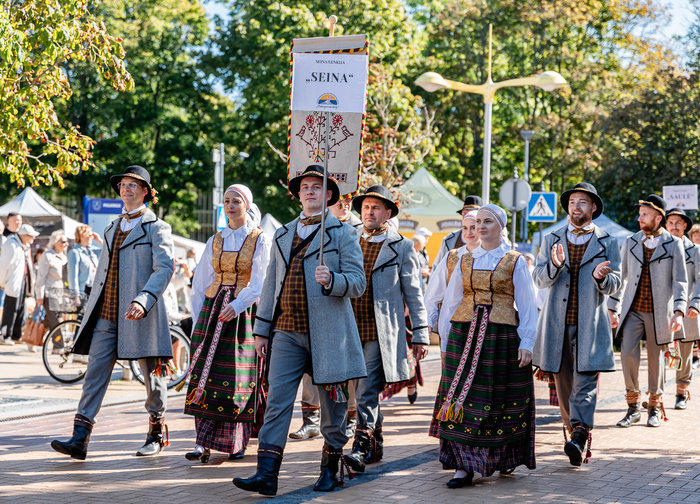 "Palangos miestely 2024“ vienija tautas – folkloro kolektyvai atvyksta ir iš užsienio