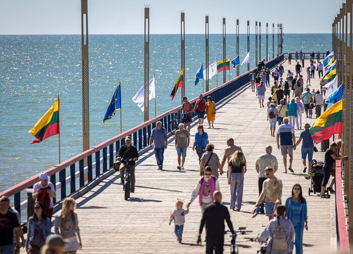 Lietuvybės jūra Palangoje – XII pasaulio lietuvių sporto žaidynėse susipynė aktyvi veikla....