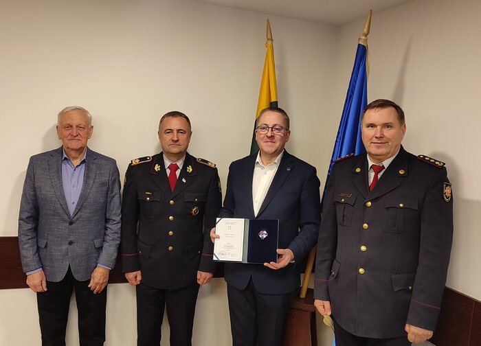Palangos miesto savivaldybėje – ugniagesių gelbėtojų vadovo R. Požėlos vizitas