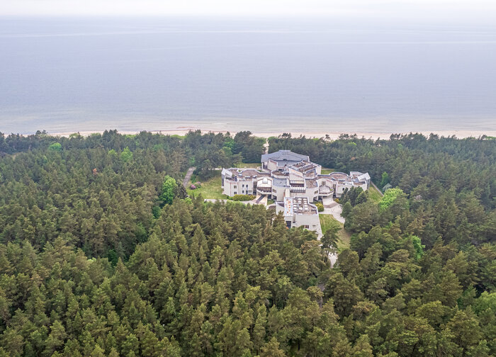 Palanga pasirašė ilgalaikę garsiosios vilos „Auska“ koncesijos sutartį: investicijos sieks per 34...