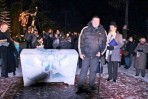 Vicemerui S. Simei perduota skrynia su anykštėnų linkėjimais.