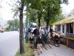 Vytauto gatvėje dirba Palangos komunalininkai.