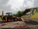 Stadione vyksta renovacijos darbai. 